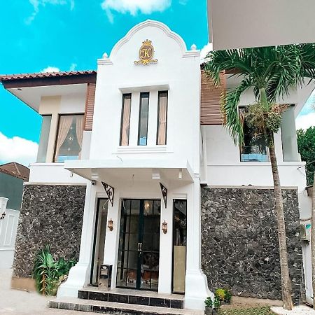 Готель Kartiko Palagan Eksklusif Yogyakarta Kejayan Екстер'єр фото